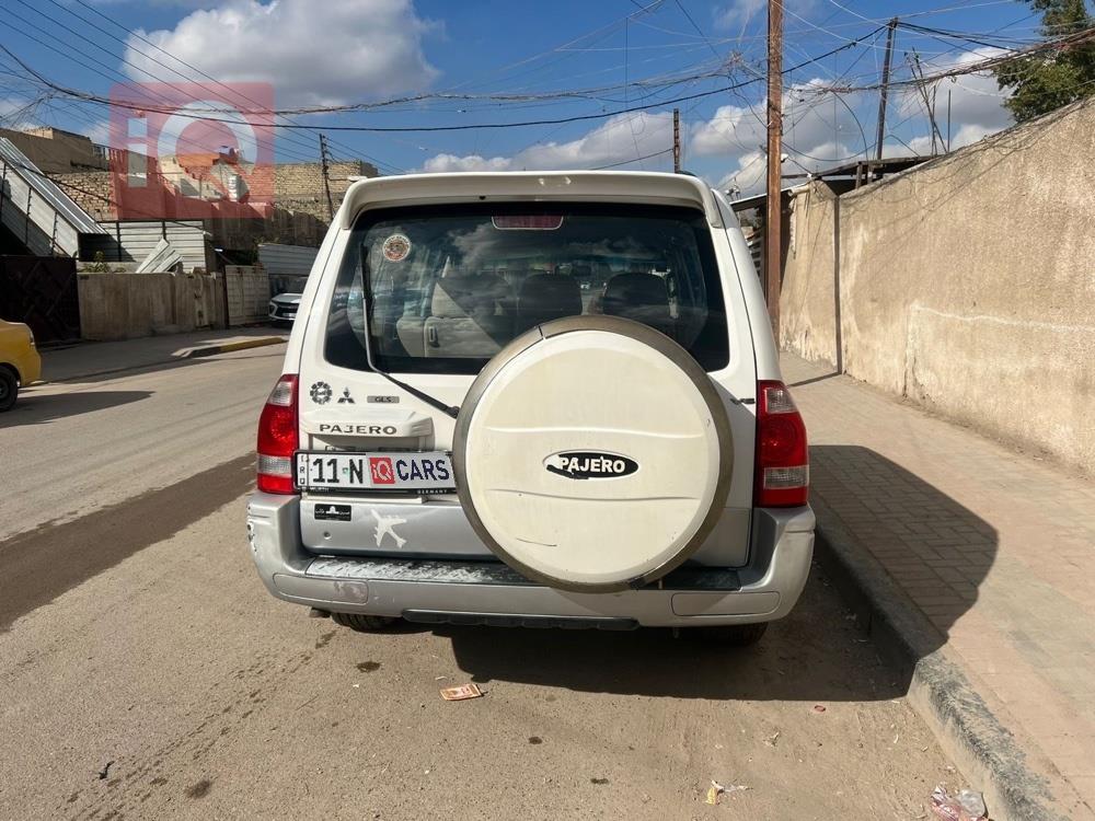 ميتسوبيشي باجيرو